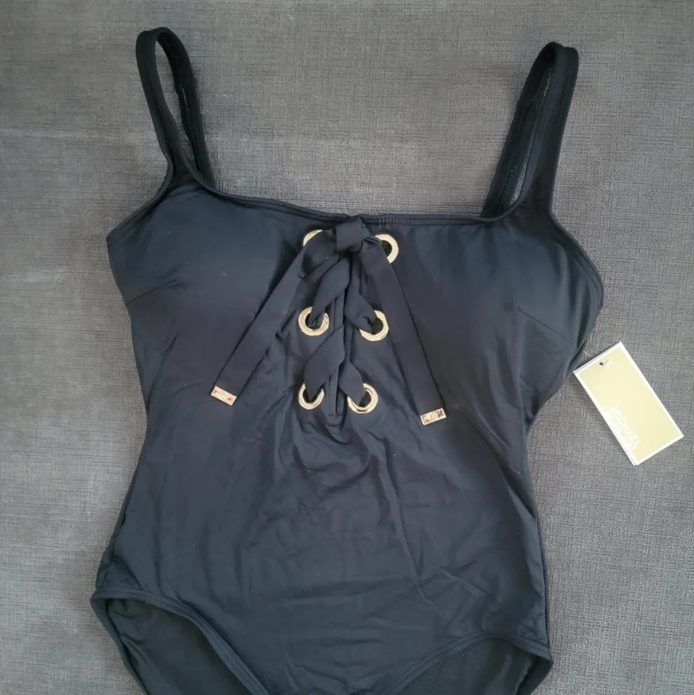Michael Kors Women's Black Lace Up Gold Grommets One Piece Swimsuit Size 8 - Picture 12 of 13